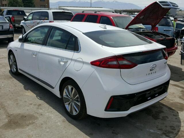 Купить HYUNDAI IONIQ LIMITED 2018 года из США (11)