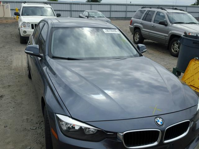 Купить BMW 320 I 2013 года в США