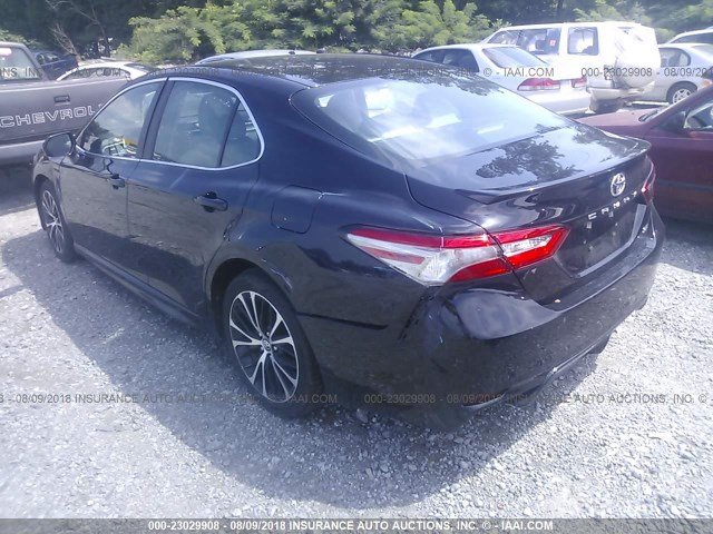 Купить TOYOTA CAMRY LLEXLESEXSE 2018 года в США