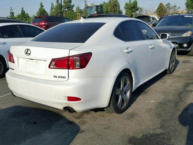 Купить LEXUS IS 250 2013 года в США