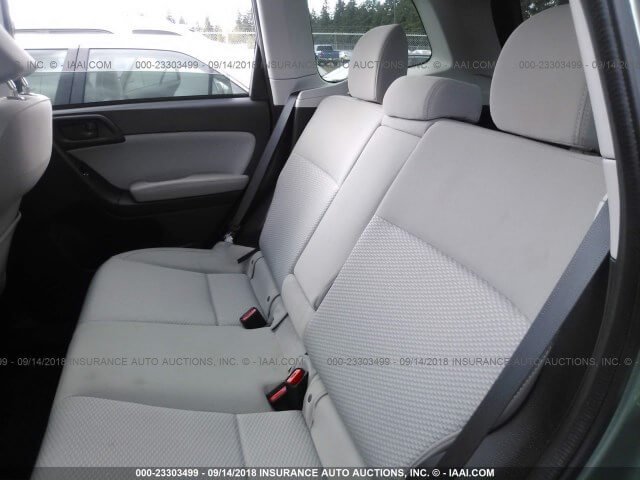 упить SUBARU FORESTER 2.5I PREMIUM 2018 года в США