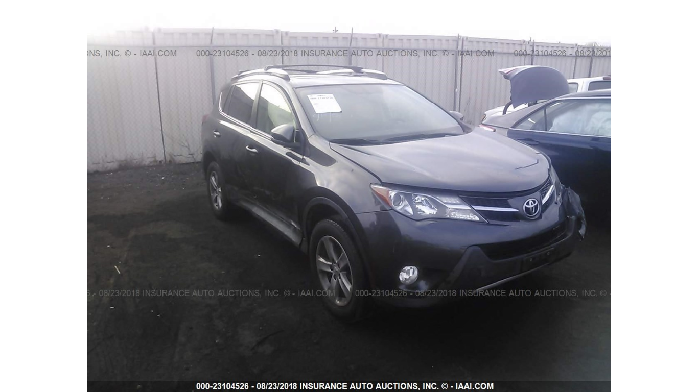 Купить TOYOTA RAV4 XLE 2013 года в США