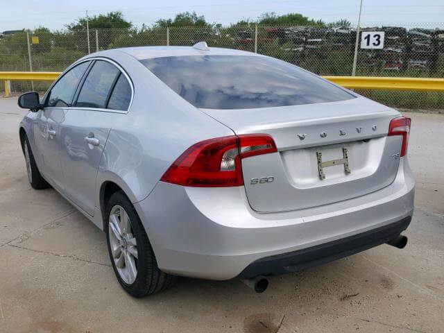 Купить VOLVO S60 T5 2012 года в США