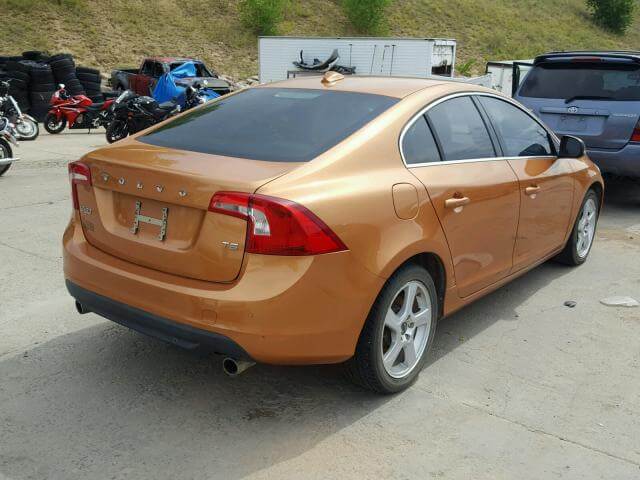 Купить VOLVO S60 T5 2012 года в США