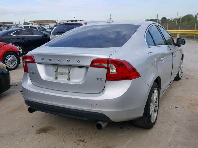 Купить VOLVO S60 T5 2012 года в США