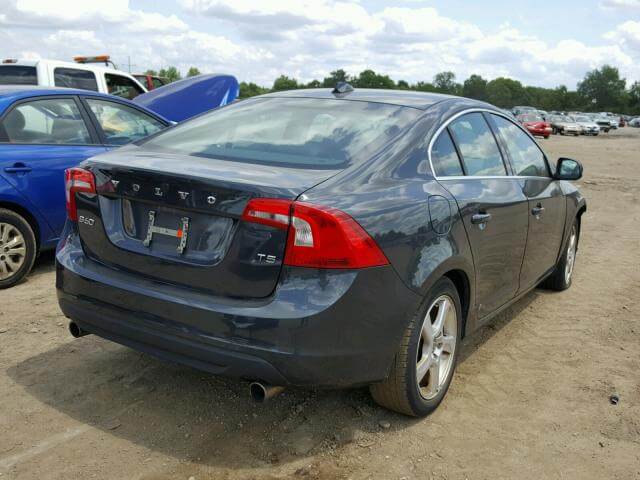 Купить VOLVO S60 T5 2013 года в США