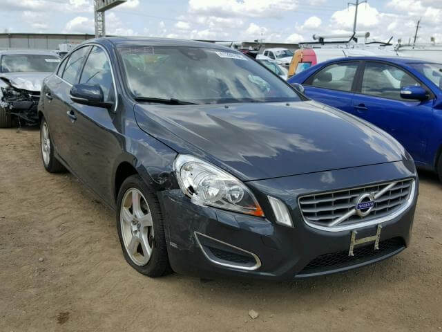 Купить VOLVO S60 T5 2013 года в США