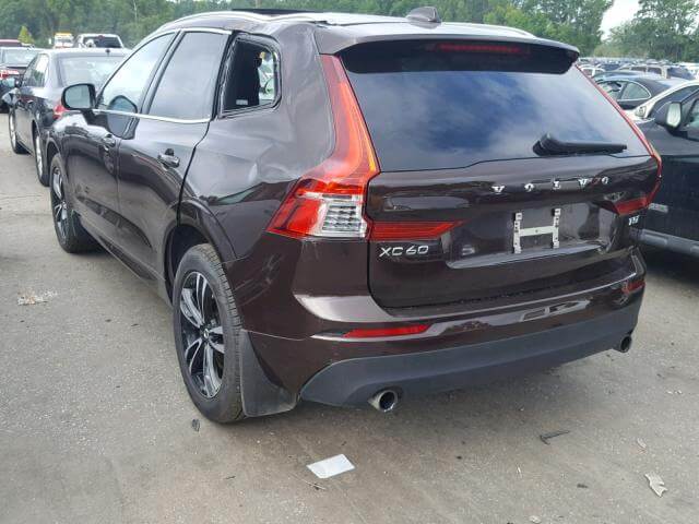 Купить VOLVO XC60 T5 2018 года в США