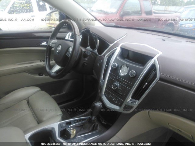 Купить CADILLAC SRX LUXURY COLLECTION 2011 года в США