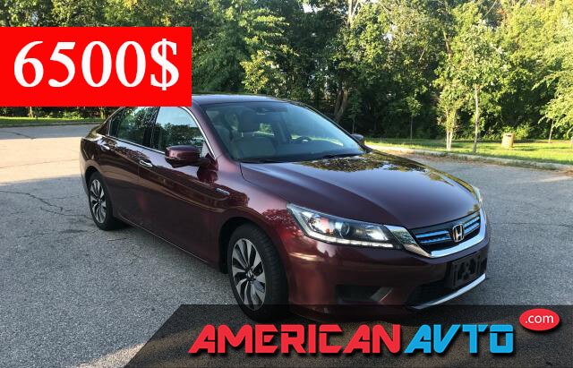 Купить HONDA ACCORD HYBRID 2015 года в США