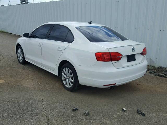 Купить VOLKSWAGEN JETTA 2013 года в США