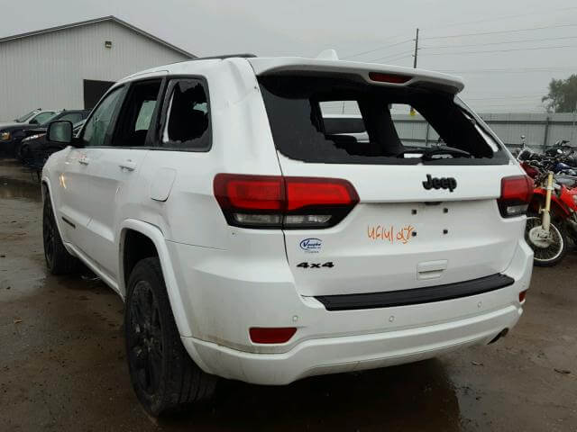 Купить JEEP GRAND CHEROKEE LAREDO 2018 года