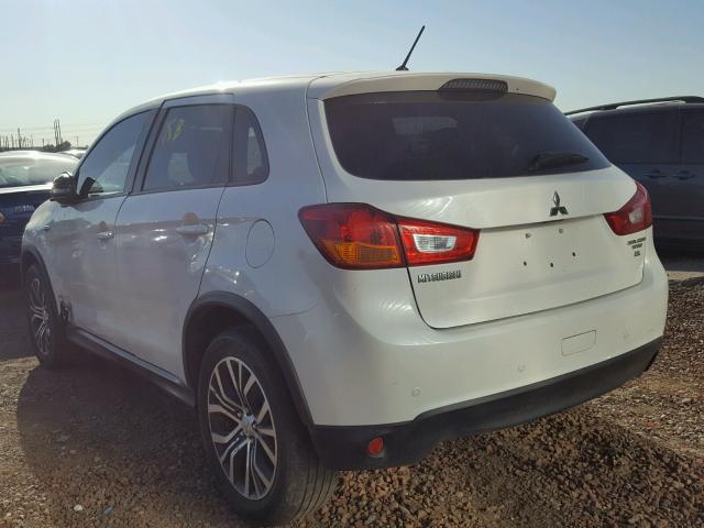 Купить авто MITSUBISHI OUTLANDER SPORT ES 2016 5500 из США в Украину