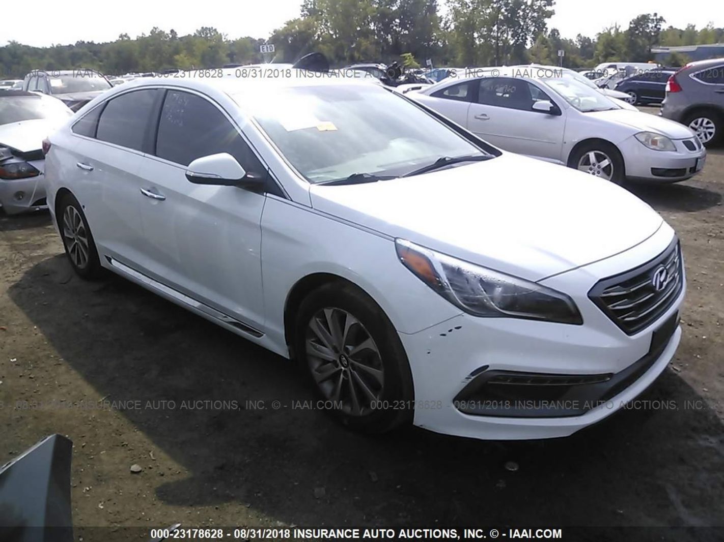 Купить и доставить HYUNDAI SONATA SPORT LIMITED 2016 из аукциона США в Украину