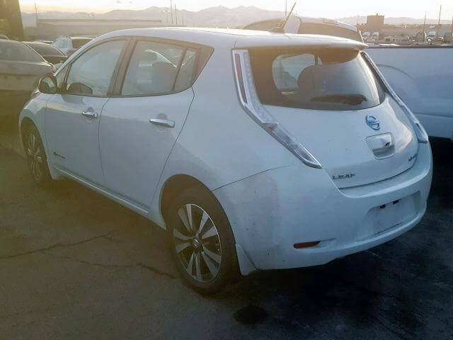 Купить NISSAN LEAF S 2015 года