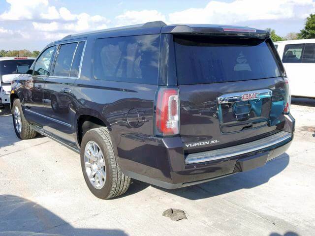 Купить GMC YUKON XL DENALI 2015 года