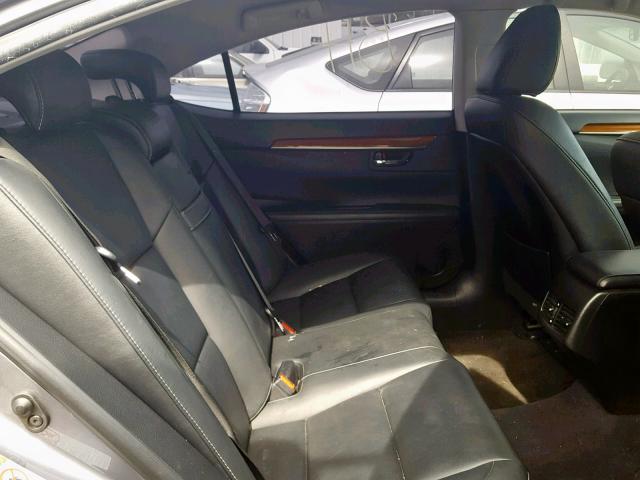 Купить LEXUS ES 300H 2013 года в США