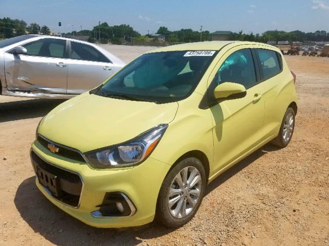 Купить бу CHEVROLET SPARK 1LT 2017 года в США