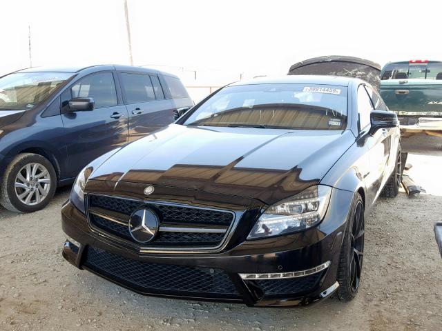 Купить бу MERCEDES-BENZ CLS 63 5.5 2012 года в США