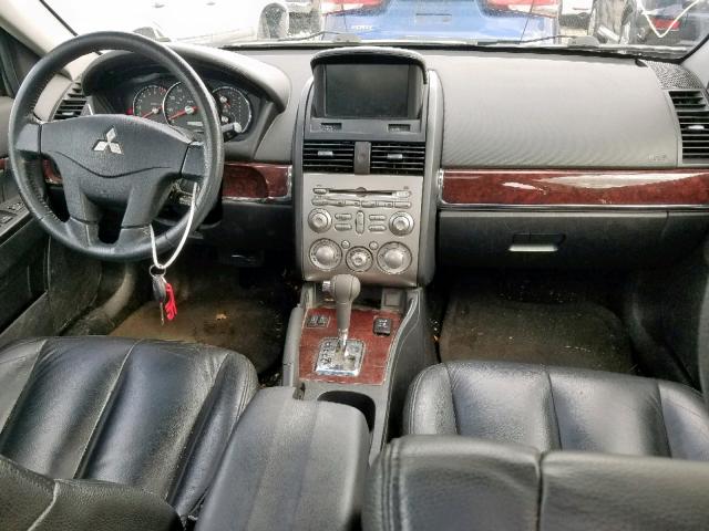 Купить бу MITSUBISHI GALANT 2.4 2012 года в США