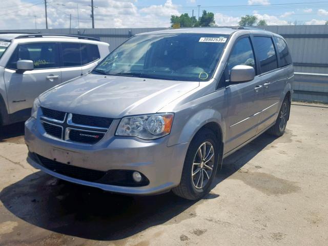 Купить белую бу DODGE GRAND CARAVAN 3.6 2016 года в США