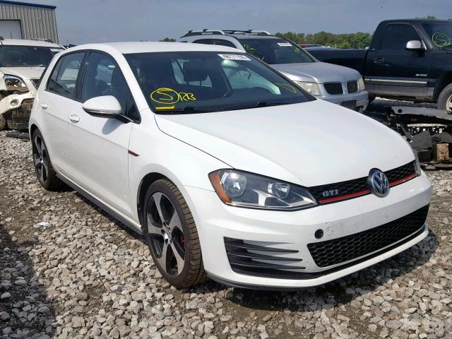 Купить белый бу VOLKSWAGEN GTI 2.0 2017 года в СШ