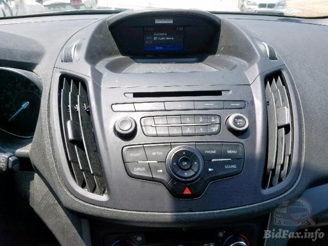 Купить бу FORD ESCAPE 2.0 2017 года в США