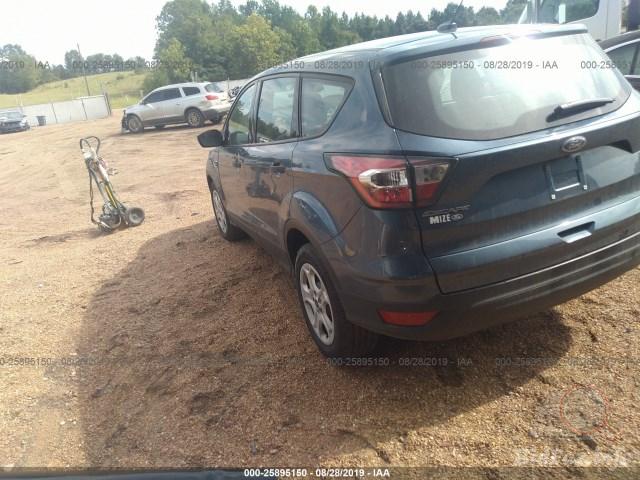 Купить бу Ford Escape 2.5 2018 года в США