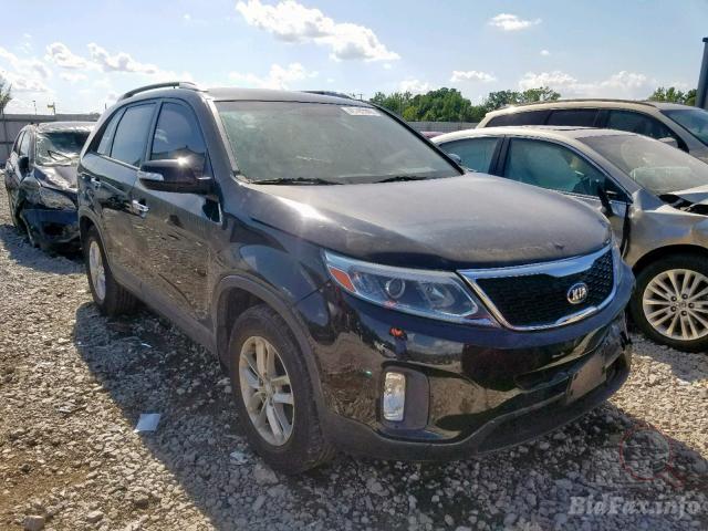 Купить бу KIA SORENTO 2.4 2015 года в США