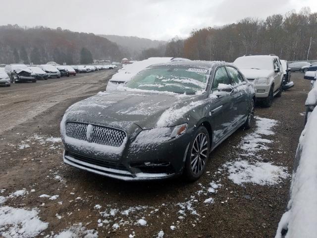 Купить бу LINCOLN CONTINENTAL 2.7 2017 года в США