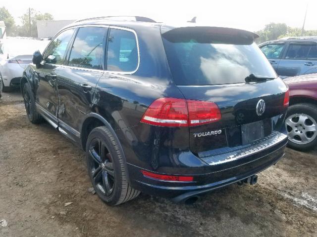 Купить бу VOLKSWAGEN TOUAREG 3.6 2014 года в США