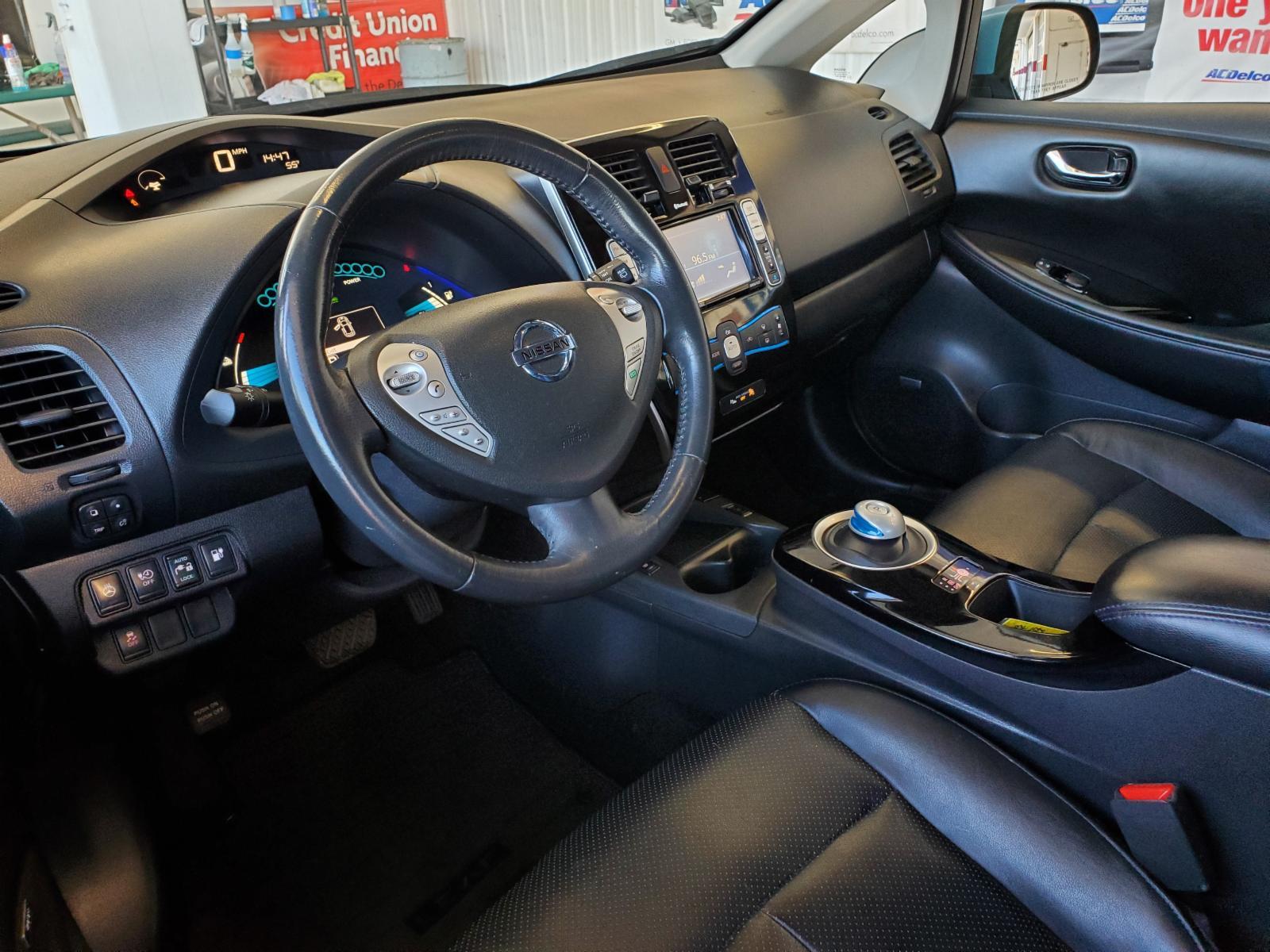 Купить Nissan LEAF 2014 года в США