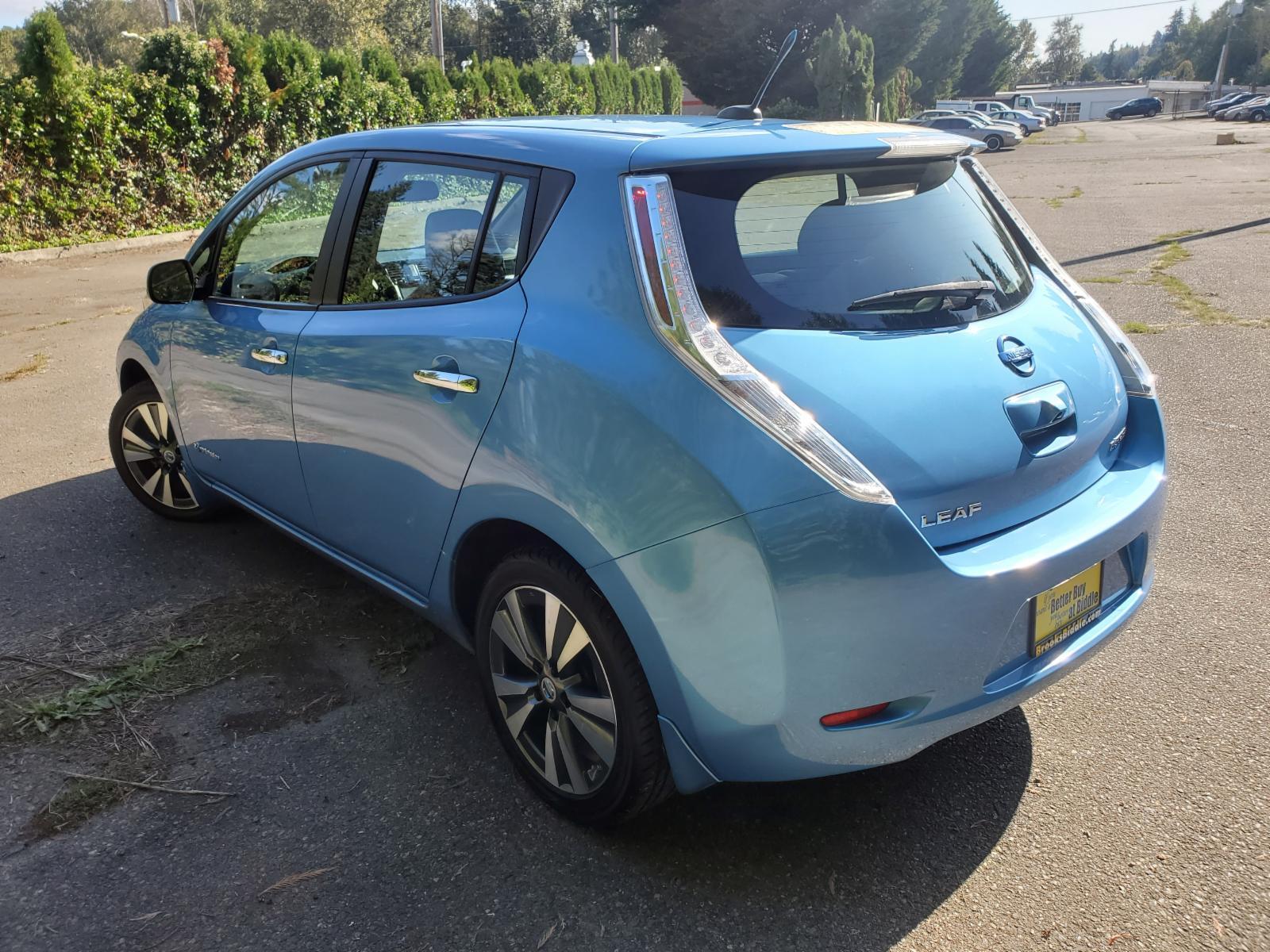 Купить Nissan LEAF 2014 года в США