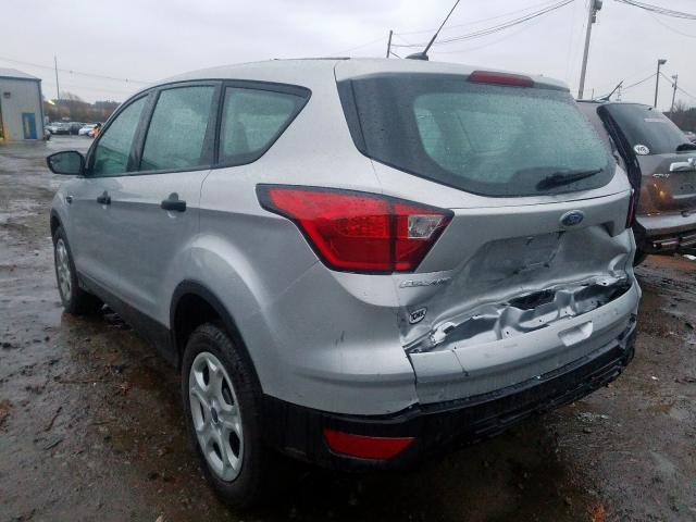 Купить бу FORD ESCAPE 2.5 2019 года в США