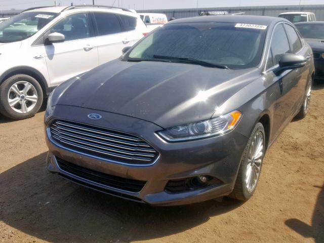 Купить бу FORD FUSION 2.0 2016 года в США