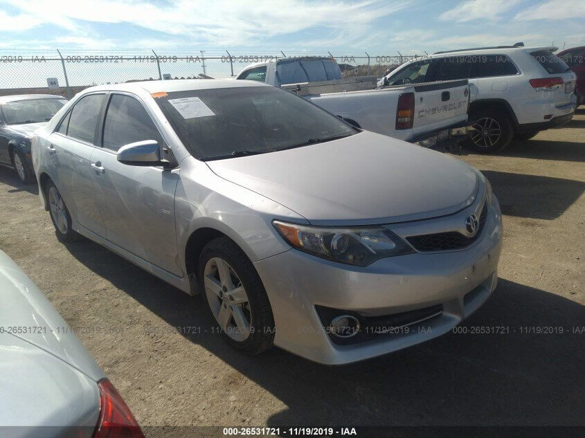 Купить TOYOTA CAMRY LSELEXLE 2.5 2014 года в США