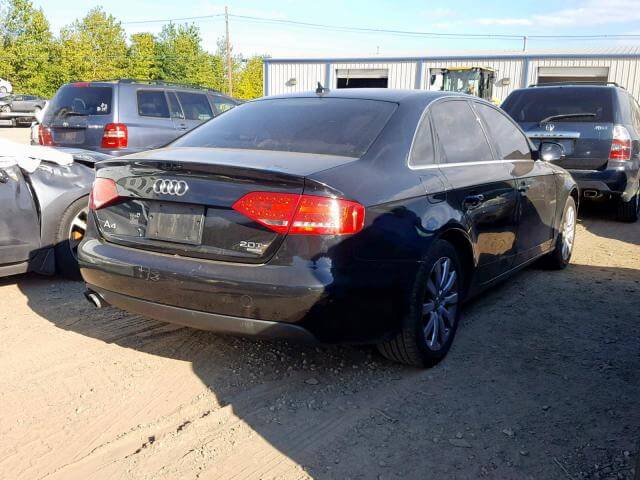 Купить бу AUDI A4 PREMIUM 2.0 2011 года в США