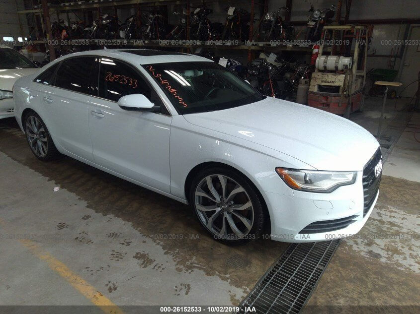 Купить бу AUDI A6 PREMIUM 2.0 2013 года в США