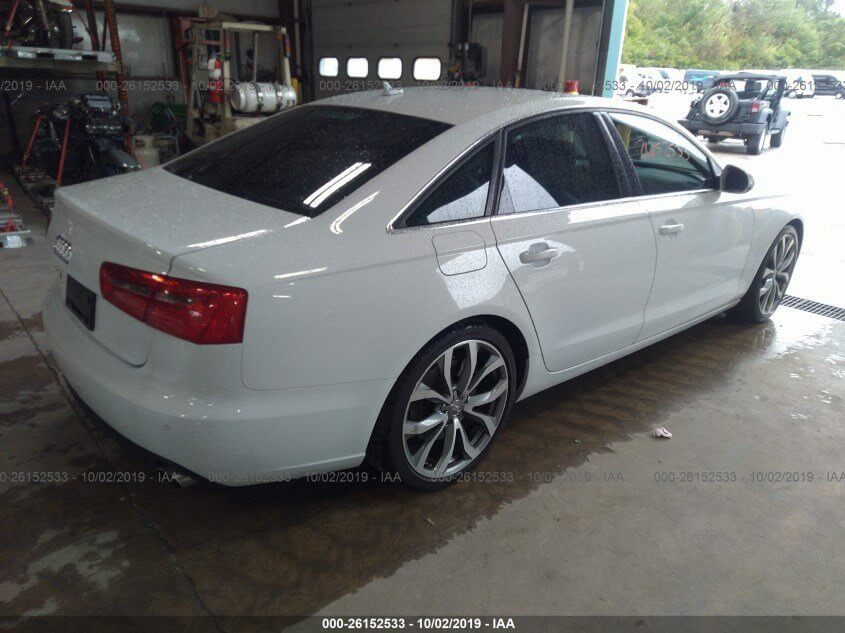 Купить бу AUDI A6 PREMIUM 2.0 2013 года в США