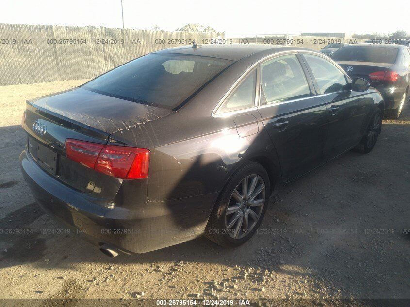 Купить бу AUDI A6 PREMIUM 2.0 2014 года в США