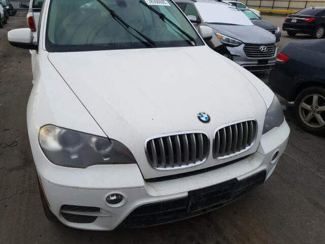 Купить бу BMW X5 XDRIVE35I 2013 года в США