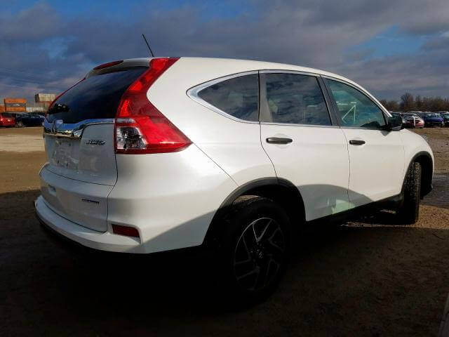 Купить бу HONDA CR-V 2.4 2016 года в США