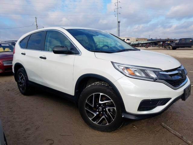 Купить бу HONDA CR-V 2.4 2016 года в США