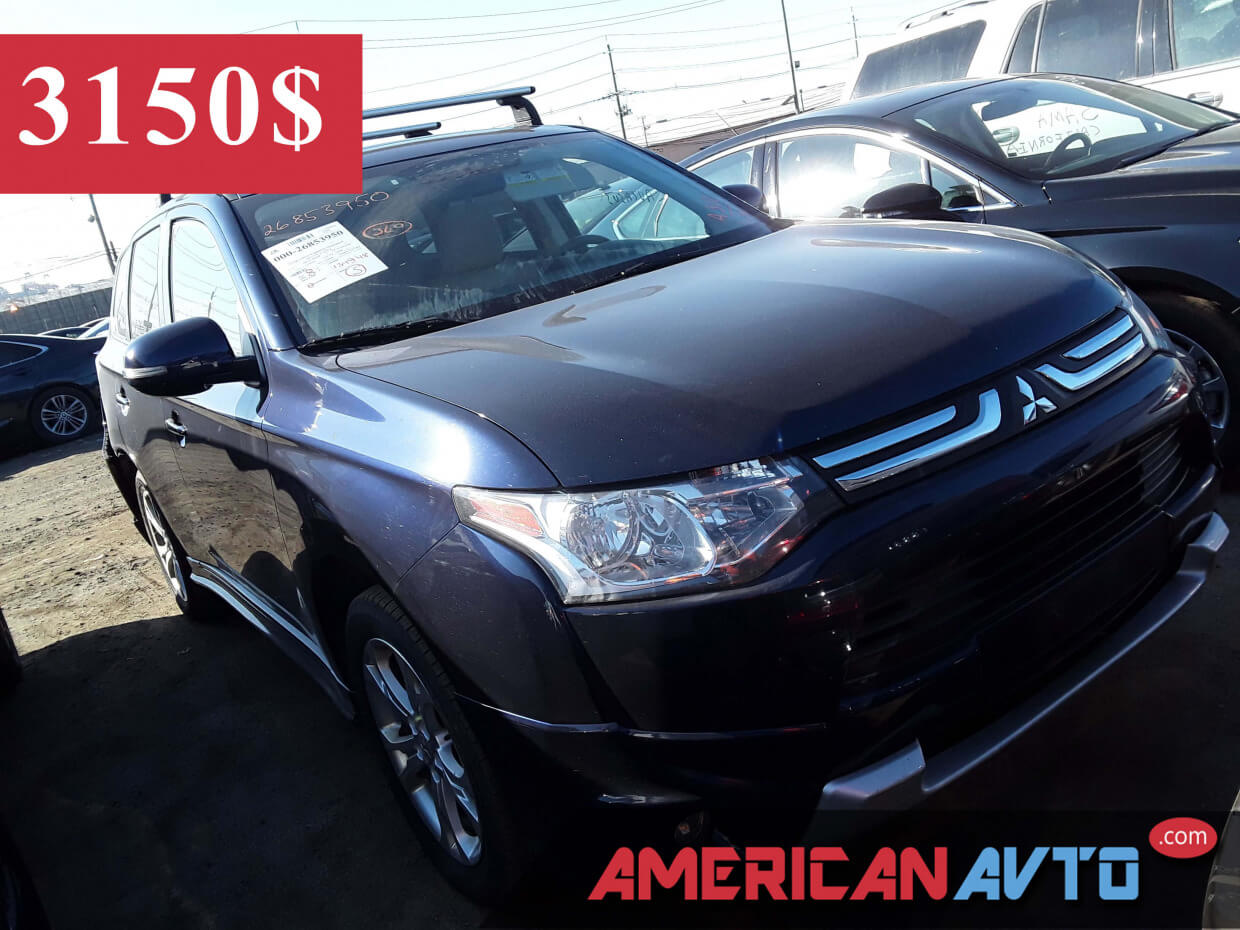 Купить бу MITSUBISHI OUTLANDER 2.4 2014 года в США