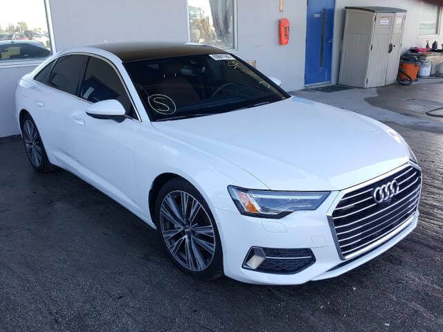 Купить бу AUDI A6 PREMIUM 2.0 2019 года В США