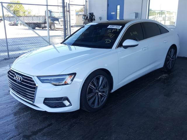 Купить бу AUDI A6 PREMIUM 2.0 2019 года В США