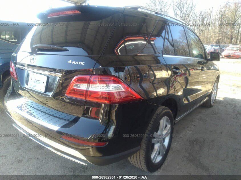 Купить бу MERCEDES-BENZ ML 350 4MATIC 2014 года в США