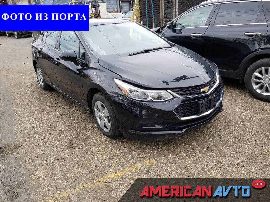 Купить б/у CHEVROLET CRUZE 1.4 2017 года в США