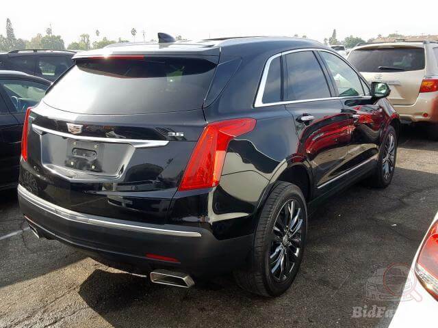 Купить б/у Cadillac Xt5 Luxury 2017 года в США