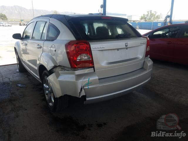 Купить бу DODGE CALIBER 2.4 2011 года в США